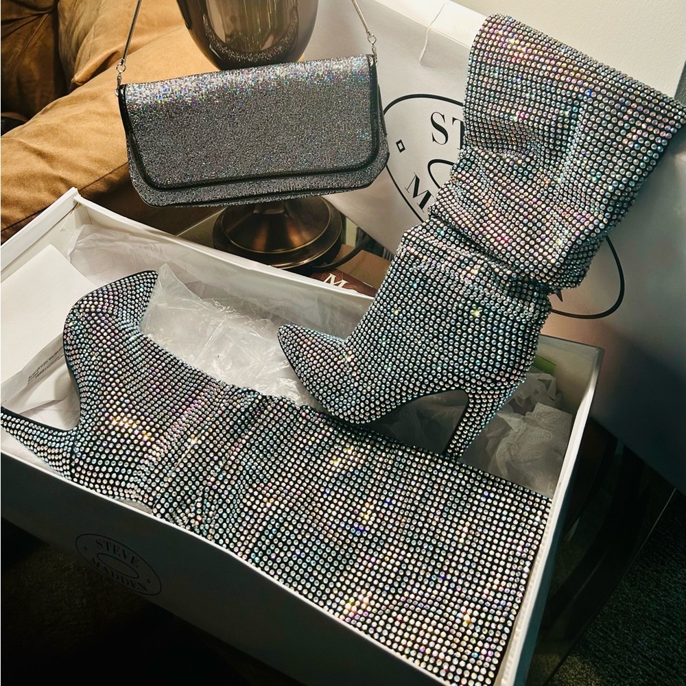 STEVE MADDEN CRUSHING BOOTS WITH MATCHING SPARKLE CLUTCH